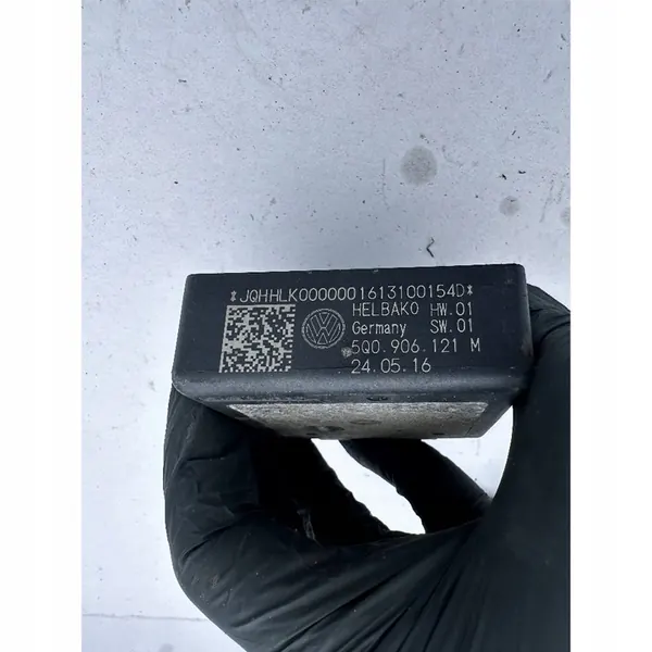 SHARAN 7N LIFT Bränslepumpkontrollmodul image 2