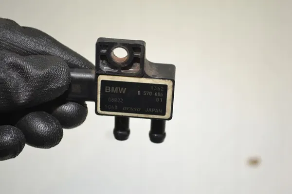 BMW F11 F10 F30 F31 F15 F20 DPF-paineanturi 8570686 image 5