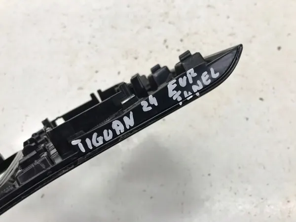 OEM 571864263 Garniture Tunnel Central VW Tiguan III image 4