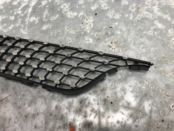 Griglia destra Mercedes W253 X253 A2538881400 image 3