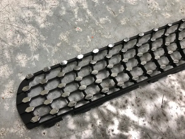 Griglia destra Mercedes W253 X253 A2538881400 image 4