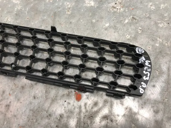 Griglia destra Mercedes W253 X253 A2538881400 image 7