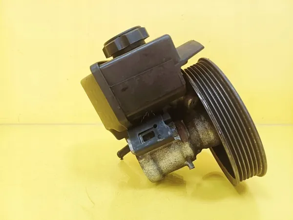 Styrpump OEM DRC100365 för Volvo V70 image 6
