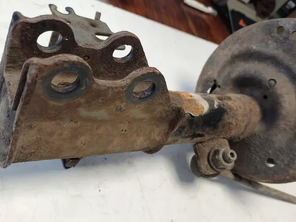 Linke Stoßdämpferfeder OEM 5208 Y9 Peugeot 508 image 3