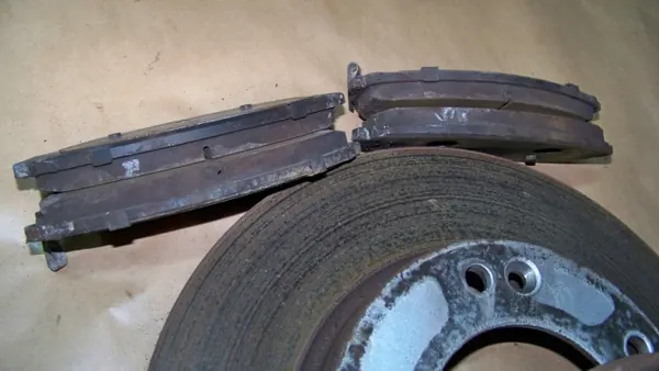 Jeu de Disques et Plaquettes Avant OEM Sorento 1 image 4