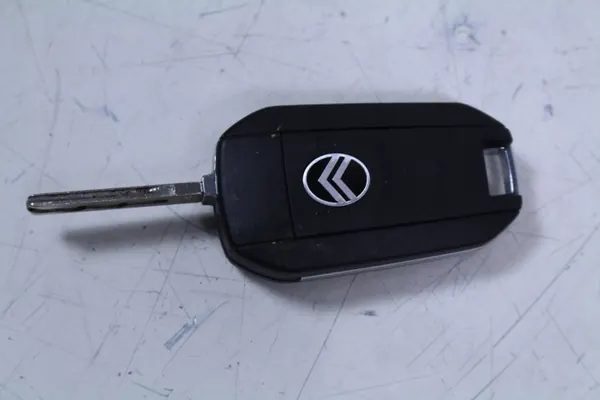 STACYJKA KLUCZYK CITROEN C4 III LIFT 25r. - Gebruikt image 3