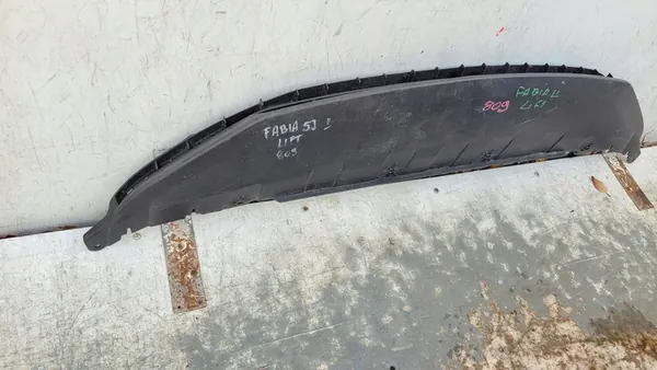 Spoiler de parachoques delantero Skoda Fabia Mk2 5J0807061C image 3