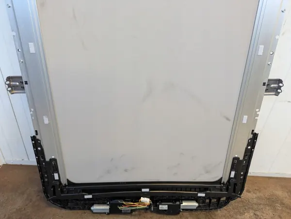 Teto Panorâmico Nissan X-Trail T32 OEM - Usado image 10