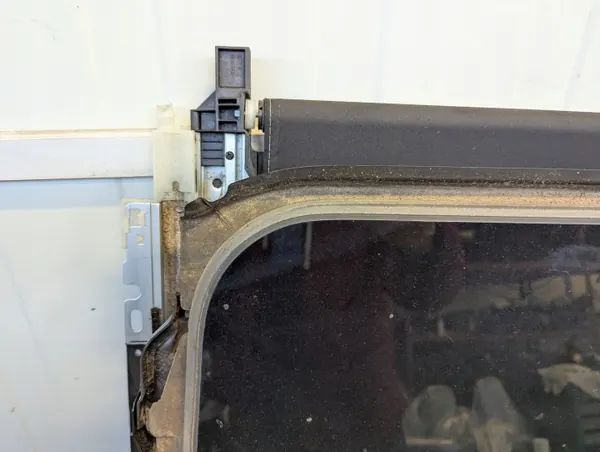 Teto Panorâmico Nissan X-Trail T32 OEM - Usado image 3
