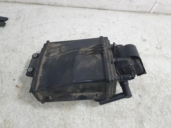 Filtre à charbon vapeur essence Volvo OEM 31478242 image 3