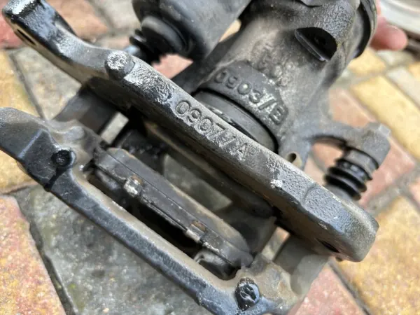 Bromssats OEM 41001-4EA0A Fram & Bak Nissan Qashqai image 3