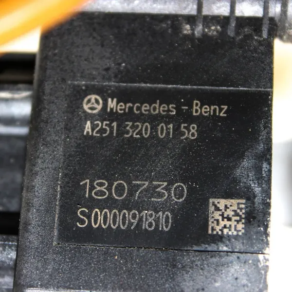 Mercedes-Benz E W213 2018 Bakre luftfjäderkompressor A2513200158 image 7