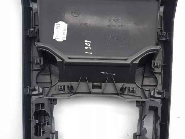 Cadre de porte gauche OEM AMD174049 pour Seat Ibiza V image 10