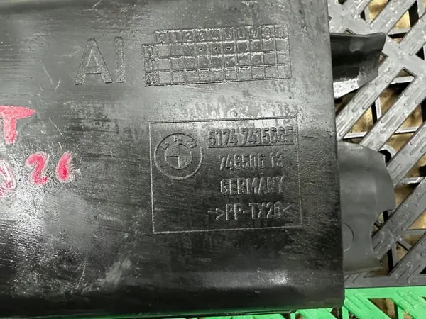 BMW Luftintag OEM 7415665 för 6-serien G32 image 3