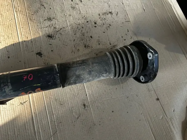 Vorderer Stoßdämpfer OEM A9063230400 für Mercedes Sprinter image 3