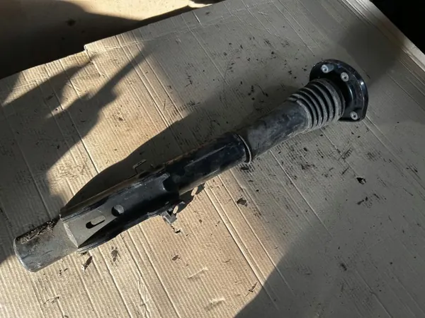 Vorderer Stoßdämpfer OEM A9063230400 für Mercedes Sprinter image 5