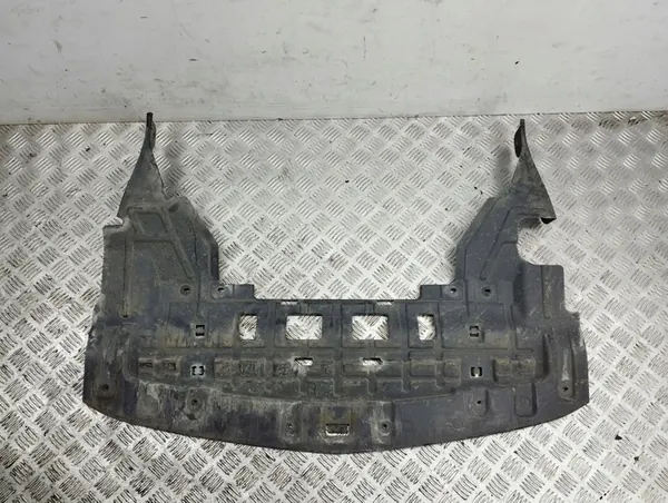 Chevrolet Trax 2013 Cobertura do para-choque dianteiro / Absorvedor OEM image 1