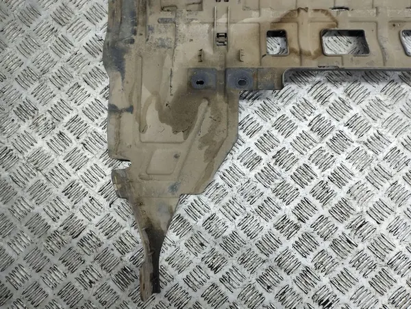 Chevrolet Trax 2013 Cobertura do para-choque dianteiro / Absorvedor OEM image 9