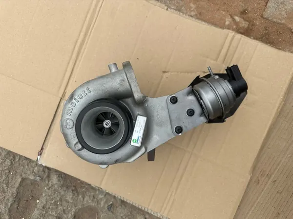 Turbo Opel Astra J Insignia 2.0 CDTi 786137 image 5