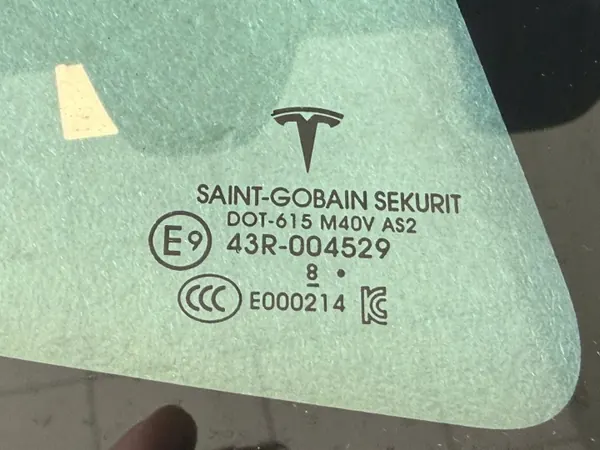 Vidrio carrocería derecha Tesla 3 OEM 1098758-00-F image 5