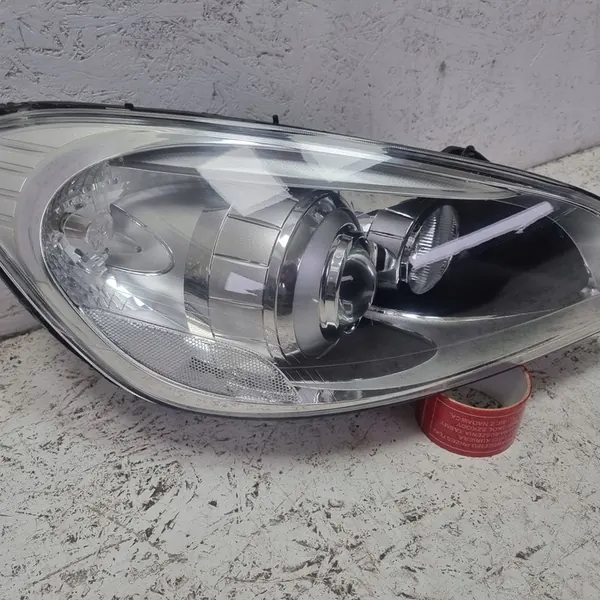 Volvo S60 II 10-18 Oikea Etu Xenon Valo image 2