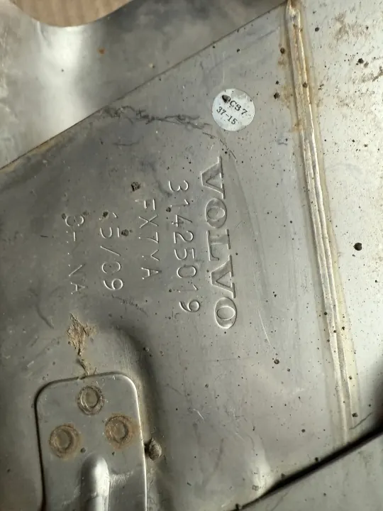 OEM 31425019 Oikea pakopää Volvo XC60 I image 3