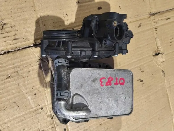 Alojamento termóstato Audi Q7 Q5 OEM 059121111CT image 2