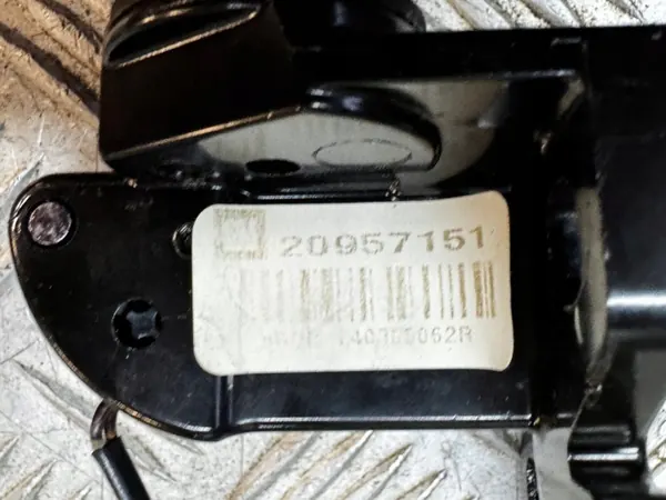 Verrou Toit Gauche OEM 20957151 pour Corvette C7 Cabrio image 3