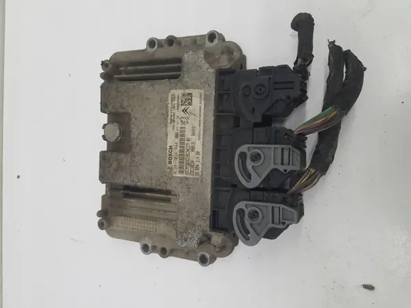 Computador Motor OEM 9665431480 para Citroen Nemo image 2