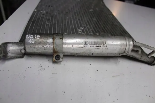 Nissan OE 92100-AX80B Ilmastointikondensaattori image 5