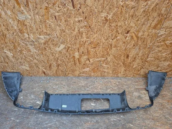 Porsche Cayenne Taka-Puskurin Spoileri OEM 9Y0807834J image 6