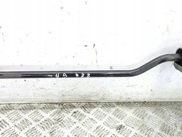 Mercedes-Benz EQA 2022 Hinterachse Stabilisator OEM A2433206500 image 3