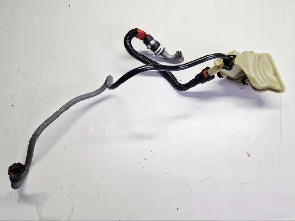 Ford Fiesta MK6 Power Steering Fluid Reservoir 2S6C3531BC image 4