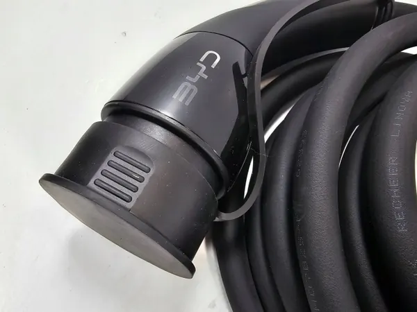 BYD Seal Laadkabel OEM BYT480EU32BK01 image 4