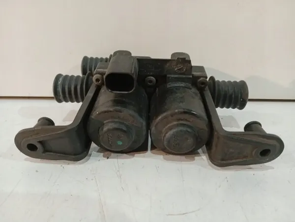 BMW X5 E70/F15 Elektroventil OEM 64116910544 image 2
