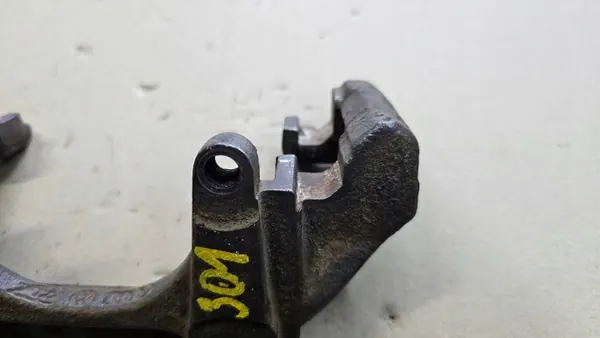 VW AUDI SEAT SKODA Vorderer Klemmbügel OEM 301 image 3