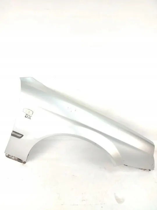 Aile avant droite OEM 396453 pour Chevrolet Evanda image 2