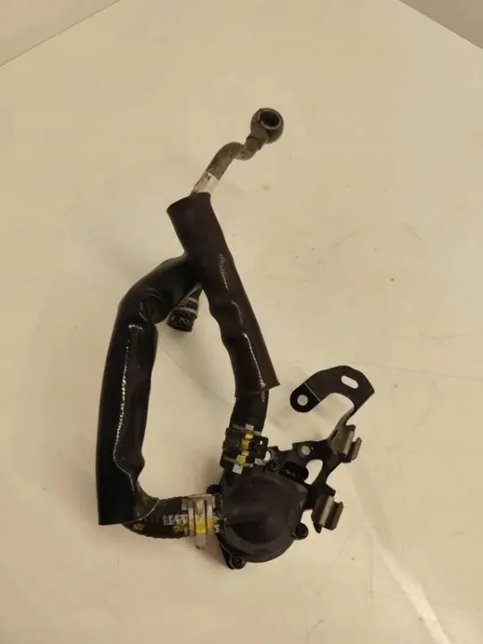 Waterpomp OEM 9806790980 voor Peugeot Citroen 1.6 THP image 3
