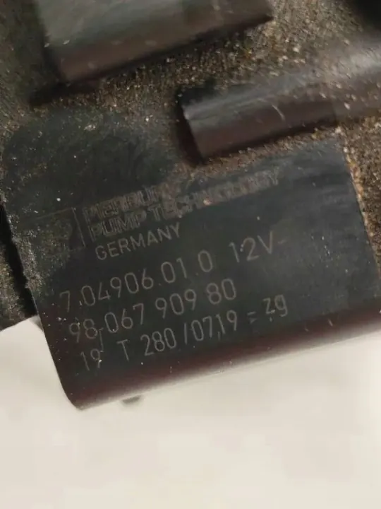 Waterpomp OEM 9806790980 voor Peugeot Citroen 1.6 THP image 4
