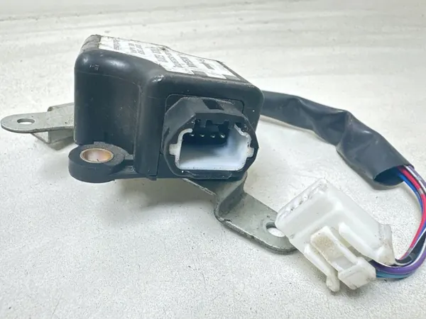 Capteur ESP Nissan X-Trail T30 2.5 47930EQ010 image 3