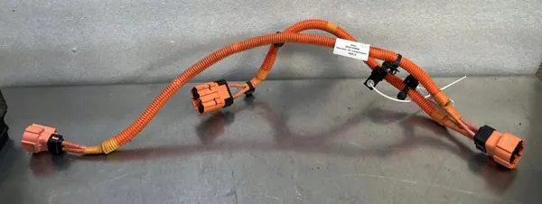 Câble batterie Dacia Spring OEM 240413580R image 2