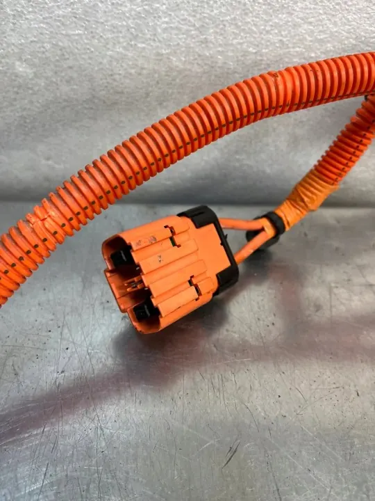 Câble batterie Dacia Spring OEM 240413580R image 3
