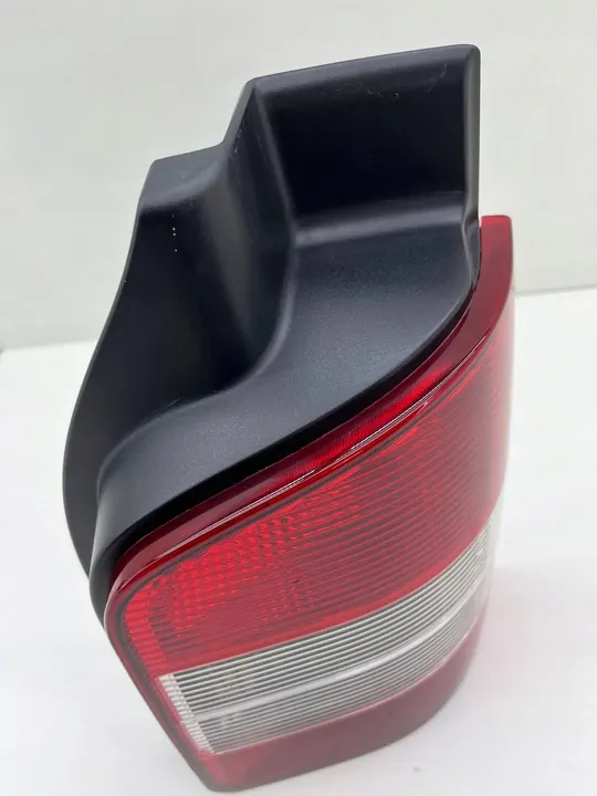 VW Transporter T5 Lift Lámpara Trasera Derecha image 4