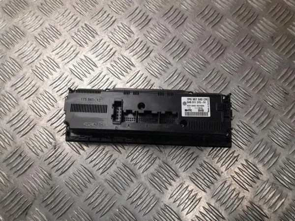 Klimatkontroll OEM 7P6 907 040 CR för VW Touareg image 3