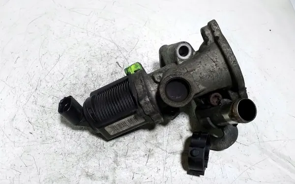 EGR-venttiili OPEL CORSA D 1.3L diesel 2007 55201144 image 4
