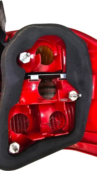 BMW E91 Faro Trasero Izquierdo OEM 7160061 image 9