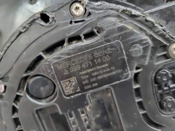 Réservoir AdBlue Mercedes-Benz OEM A910470000 - Occasion image 6