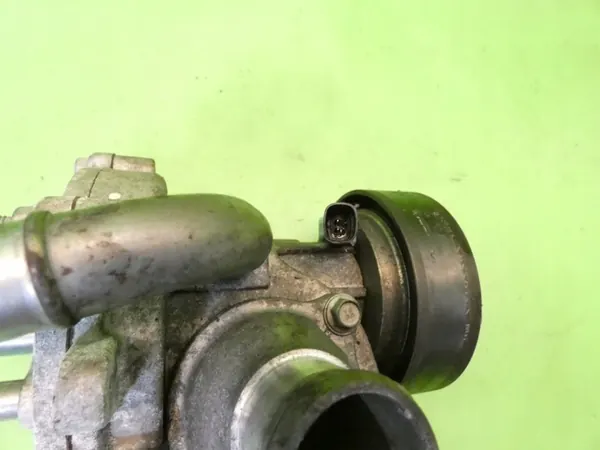 Vattenpump termostat hus CHEVROLET CAPTIVA I C100 2.2 D image 6