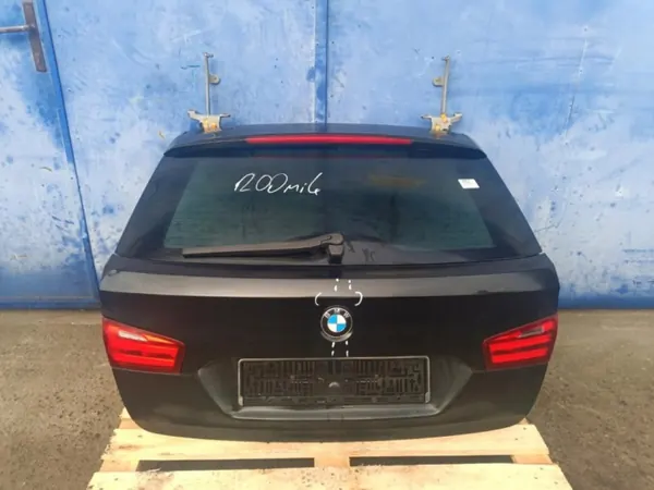 BMW F11 Touring Baklucka OEM Wrakowisko-26833- image 2