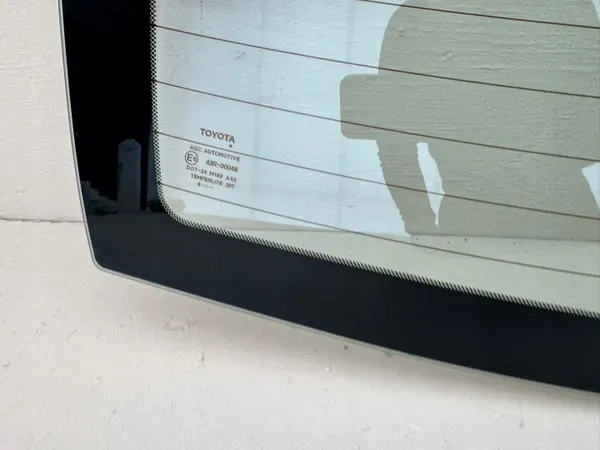 Toyota OE Achterruit voor Corolla XI E16/E170 Sedan image 7